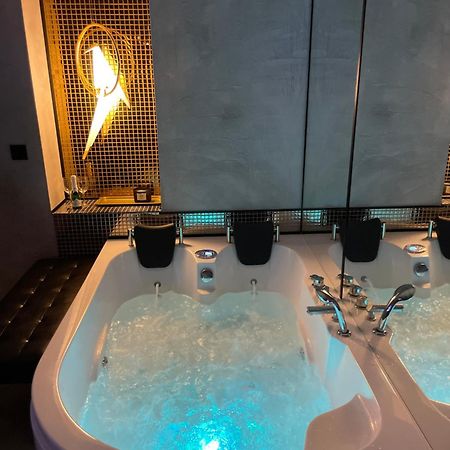 Apartament Z Jacuzzi W Sercu Krakowa Eksteriør billede